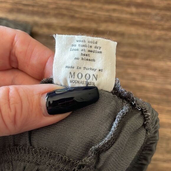 Signe new no tags thong - Picture 5 of 6